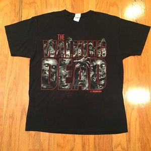 T shirt XL Men's Black with The Walking Dead Short Sleeve Fandom Zombie TV 2013